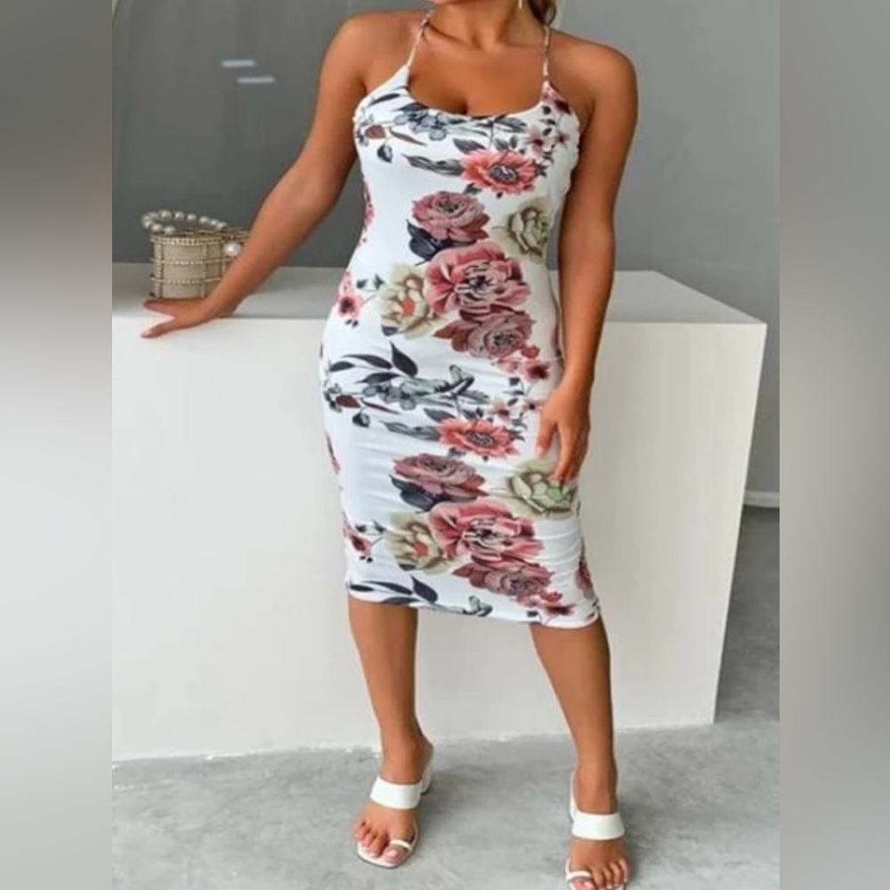 Say anything floral bodycon midi dress size medium